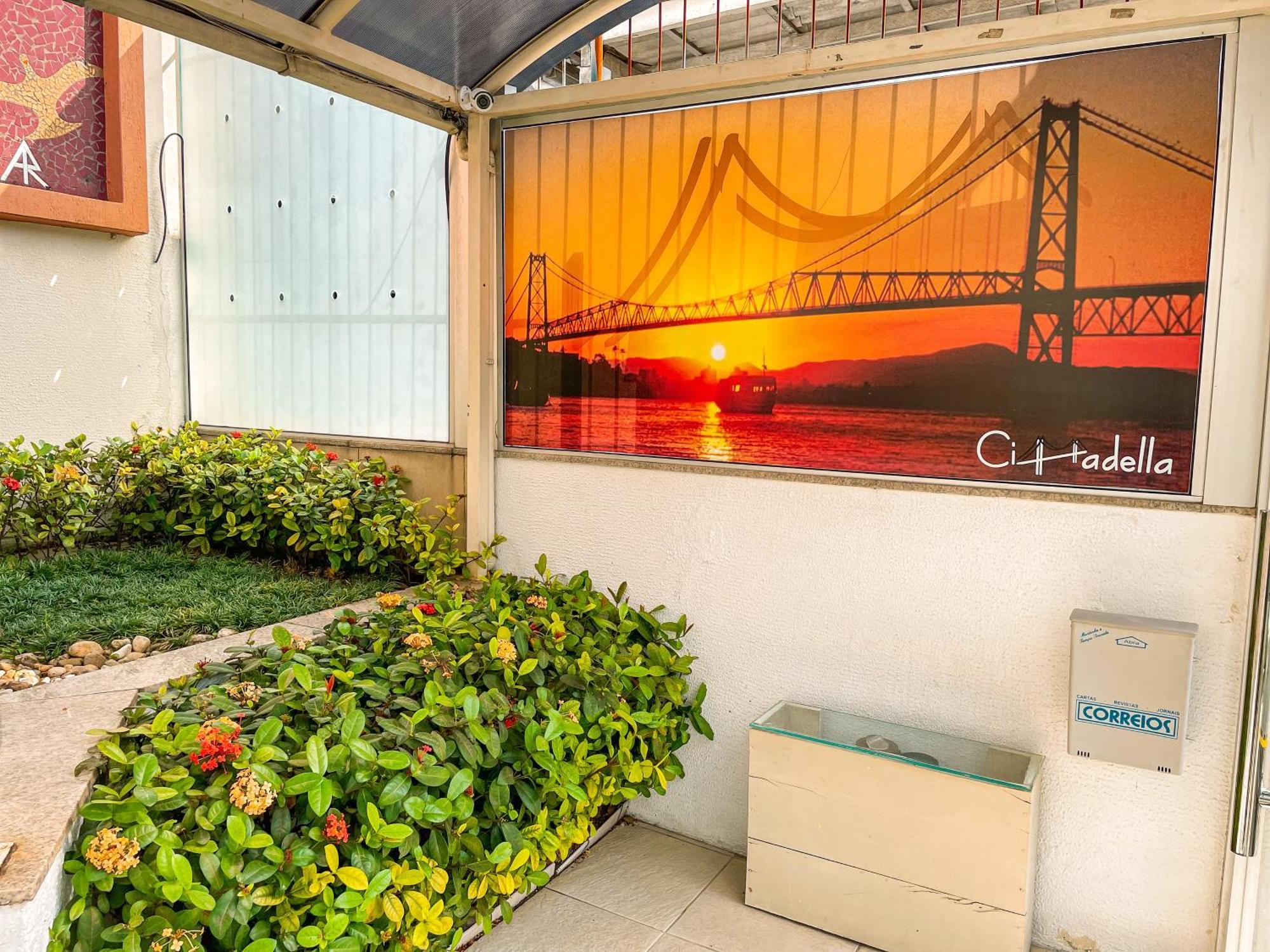 Studio No Centro: Piscina, Academia E Garagem N209 Florianópolis Exteriör bild
